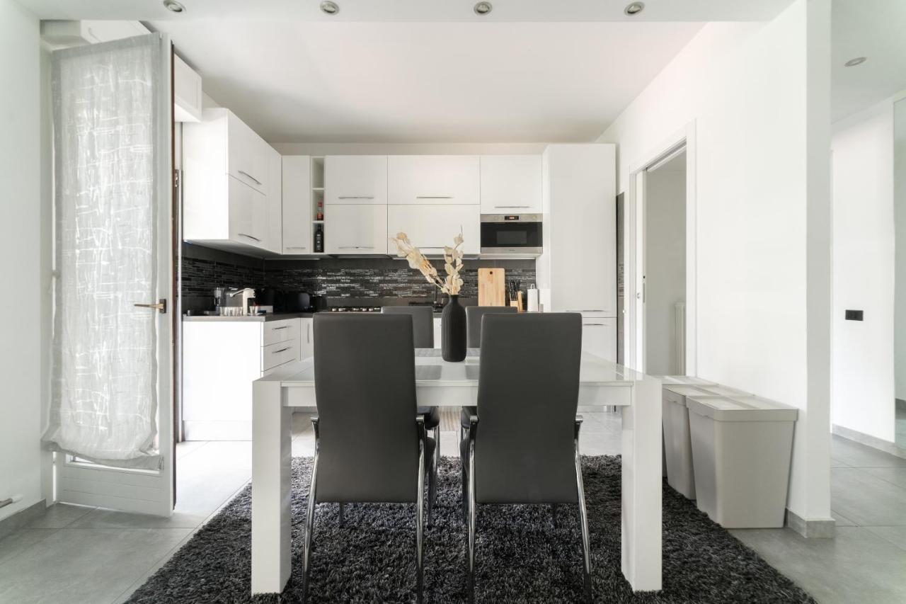 Oasis Luxury - A.C/Terrace/2Bedrooms Bérgamo Exterior foto